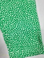 ست تیشرت و شلوارک زنانه MYBEN طرح بابونه و خال‌خالی - تصویر 6